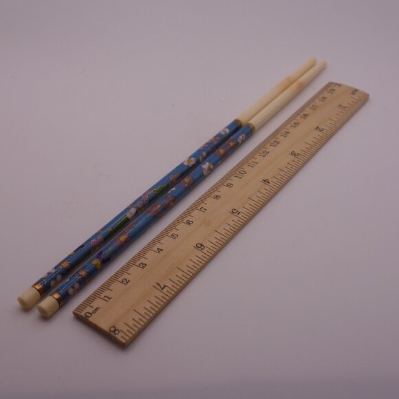 Flower Pattern Chop Sticks with Box - Picture 12 of 16